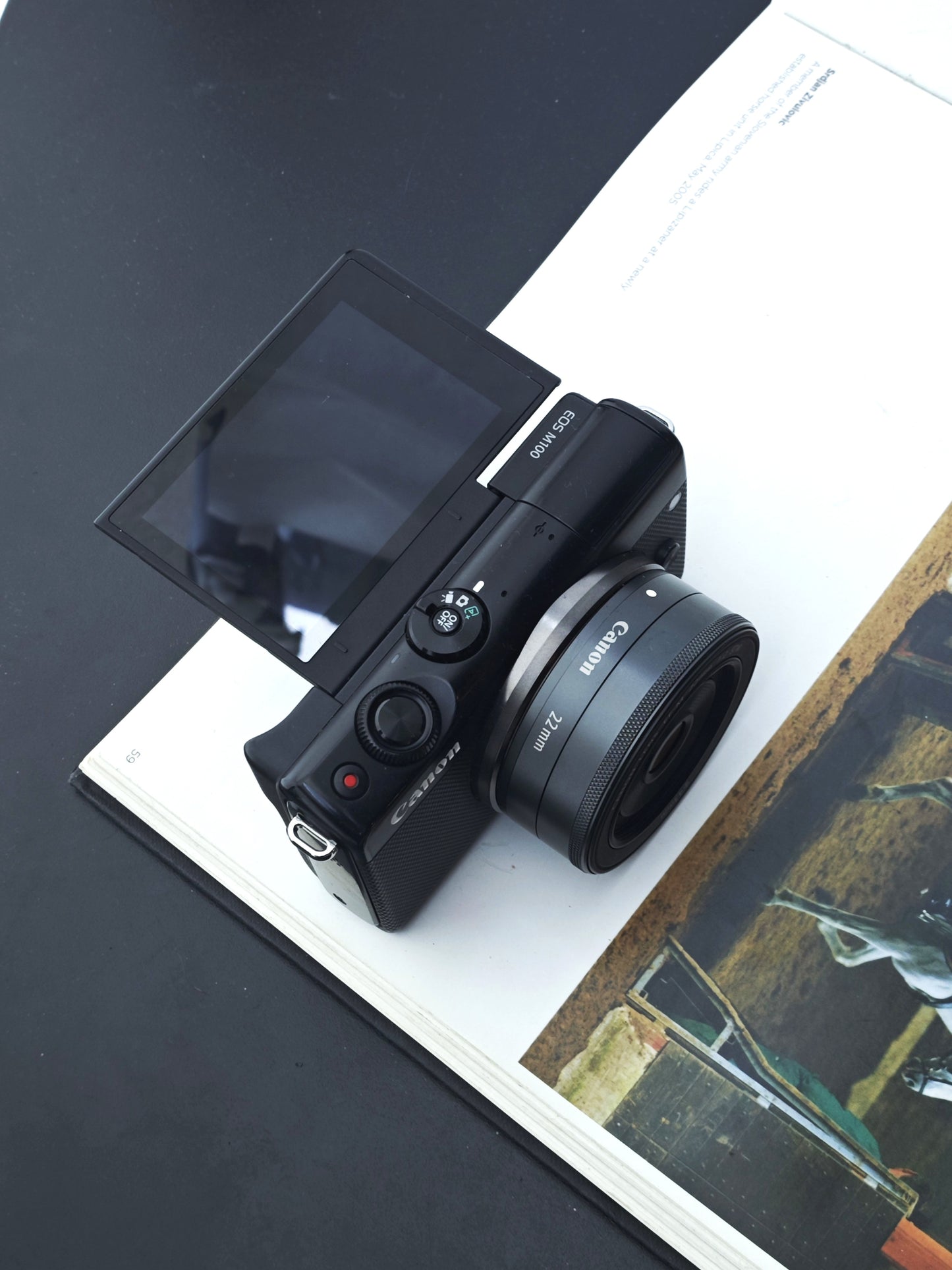 Used Canon EOS M100 with EF-M 22mm F2 STM [No charger]