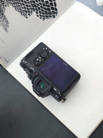 Used Sony α7III body Digital Camera [JPN only, No charger] #3120734