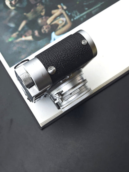 Leica M2 with Ernst Leitz Gmbh Wetzlar Summicron 50mm F2 #1138496