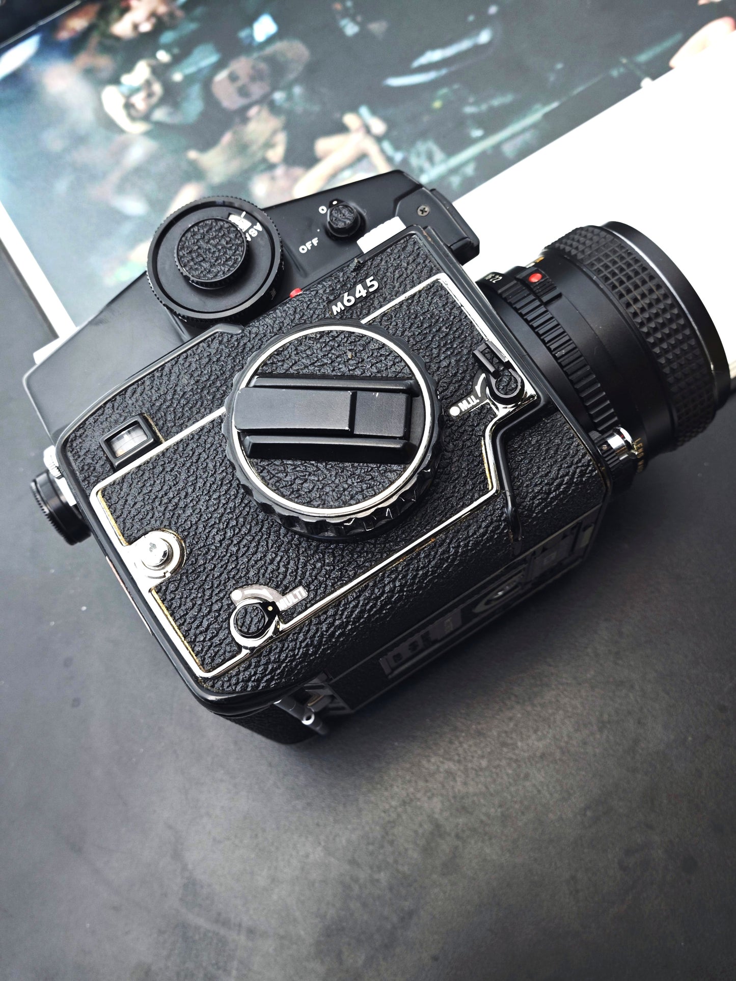 Mamiya M645 with Mamiya-Sekor C 80mm F2.8