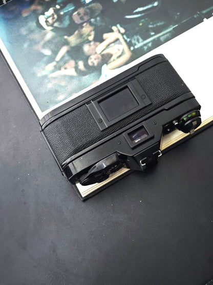 Canon AE-1 Program with Canon Zoom Lens FD 35-105mm F3.5-4.5