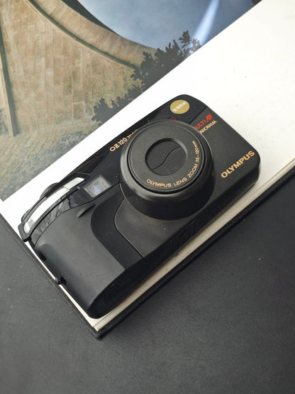 Olympus OZ120 zoom