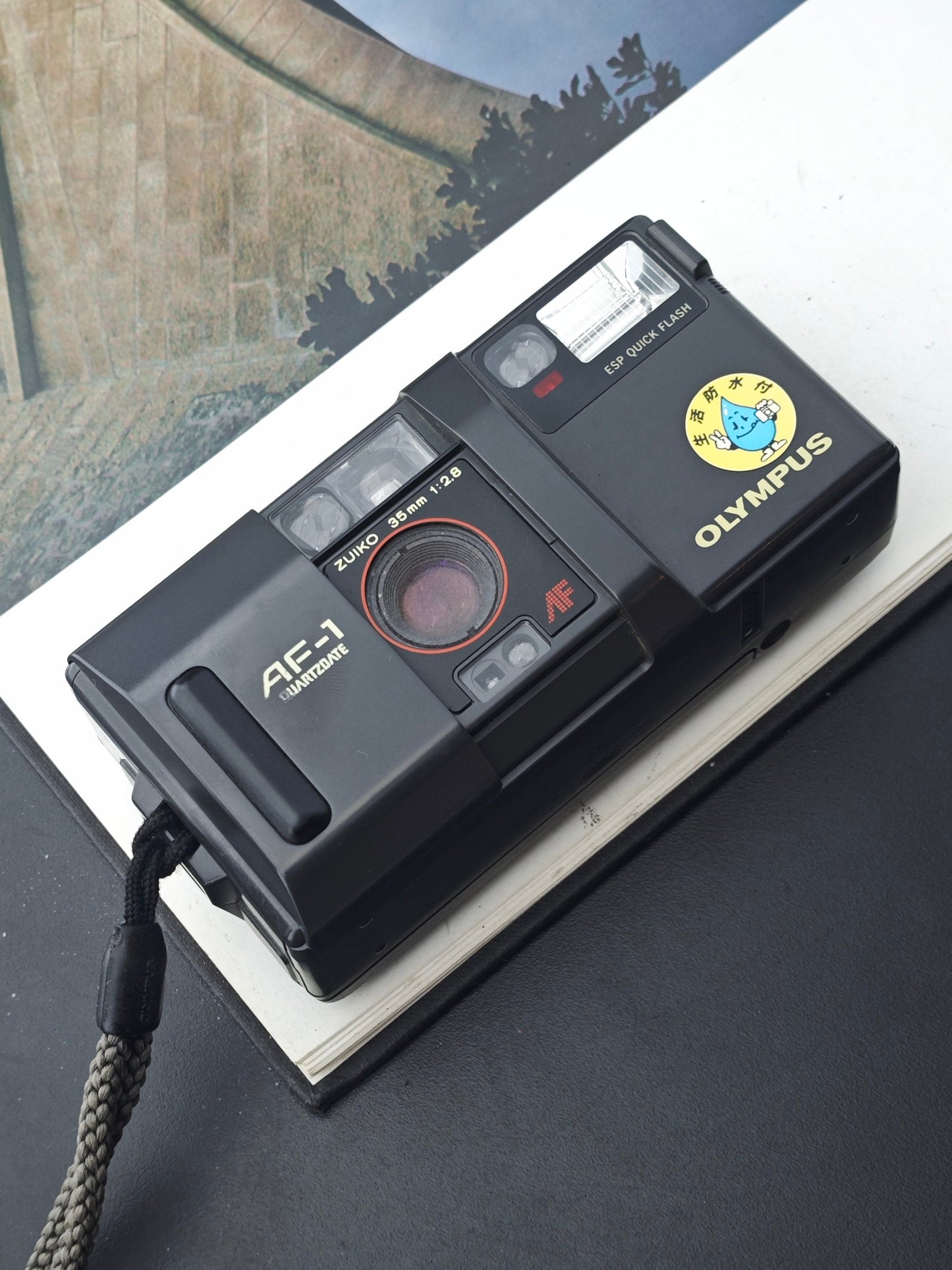 Olympus AF-1 Quartzdate #1122236
