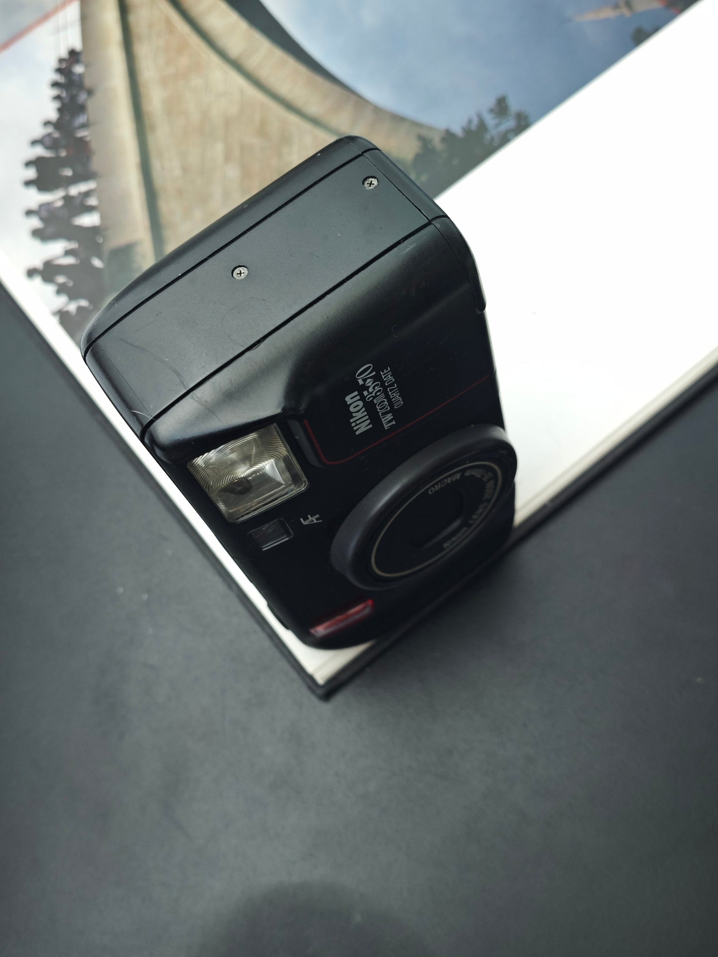 Nikon TW Zoom 35-70 Quartz date