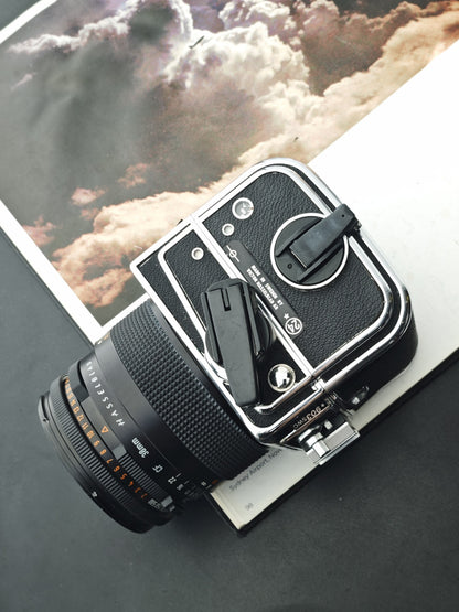 Hasselblad 903 swc with Carl Zeiss Biogon 38mm F4.5 T* CF