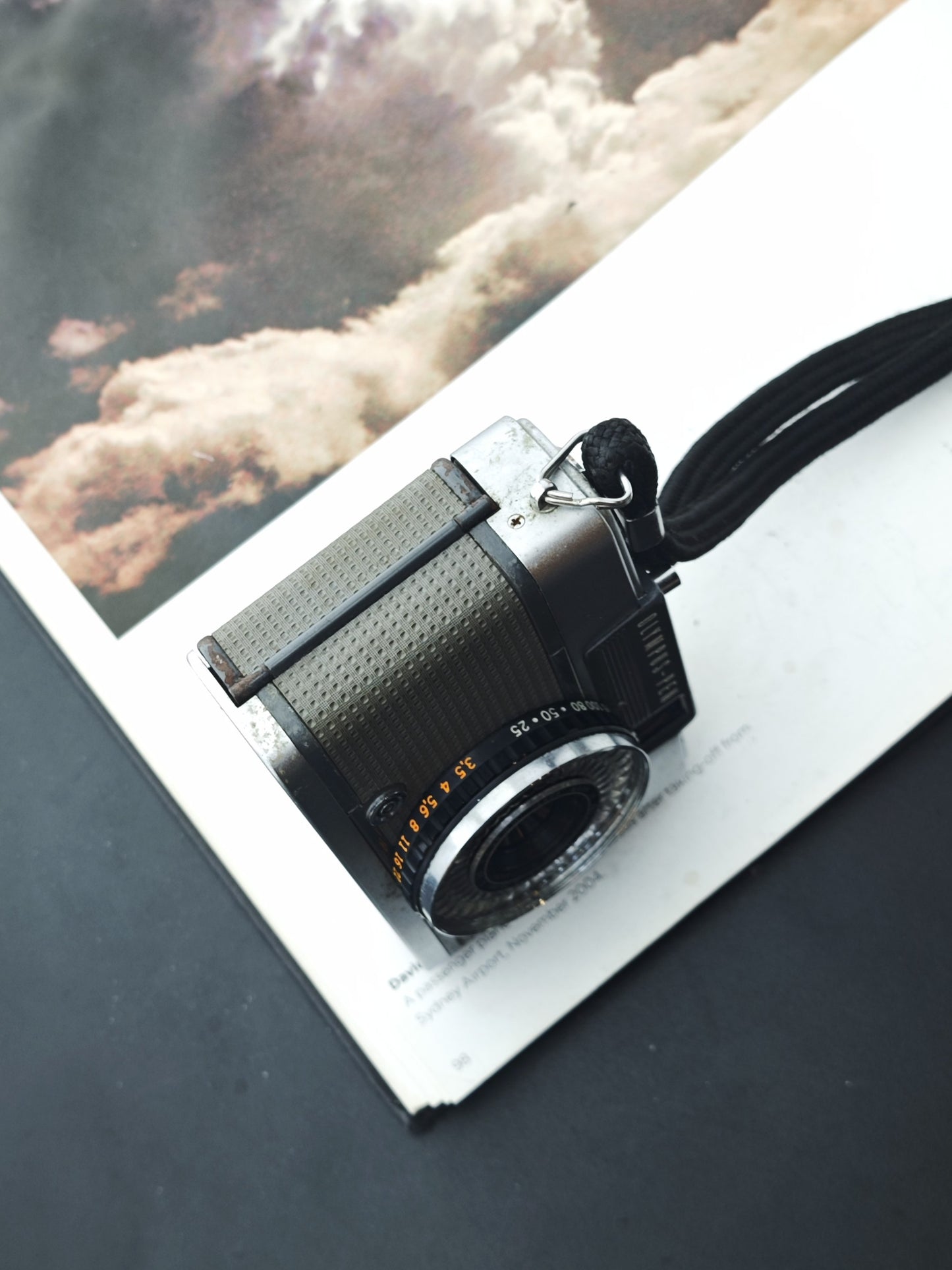 Olympus PEN EE-2