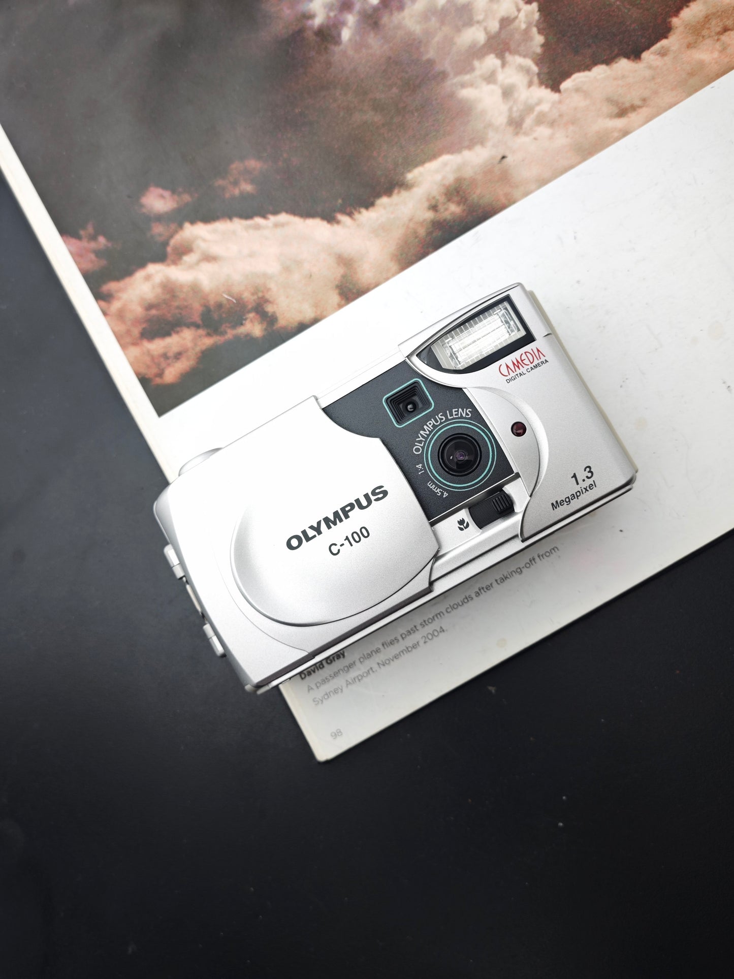 Used Olympus Camedia C-100 Digital Camera [JPN only]