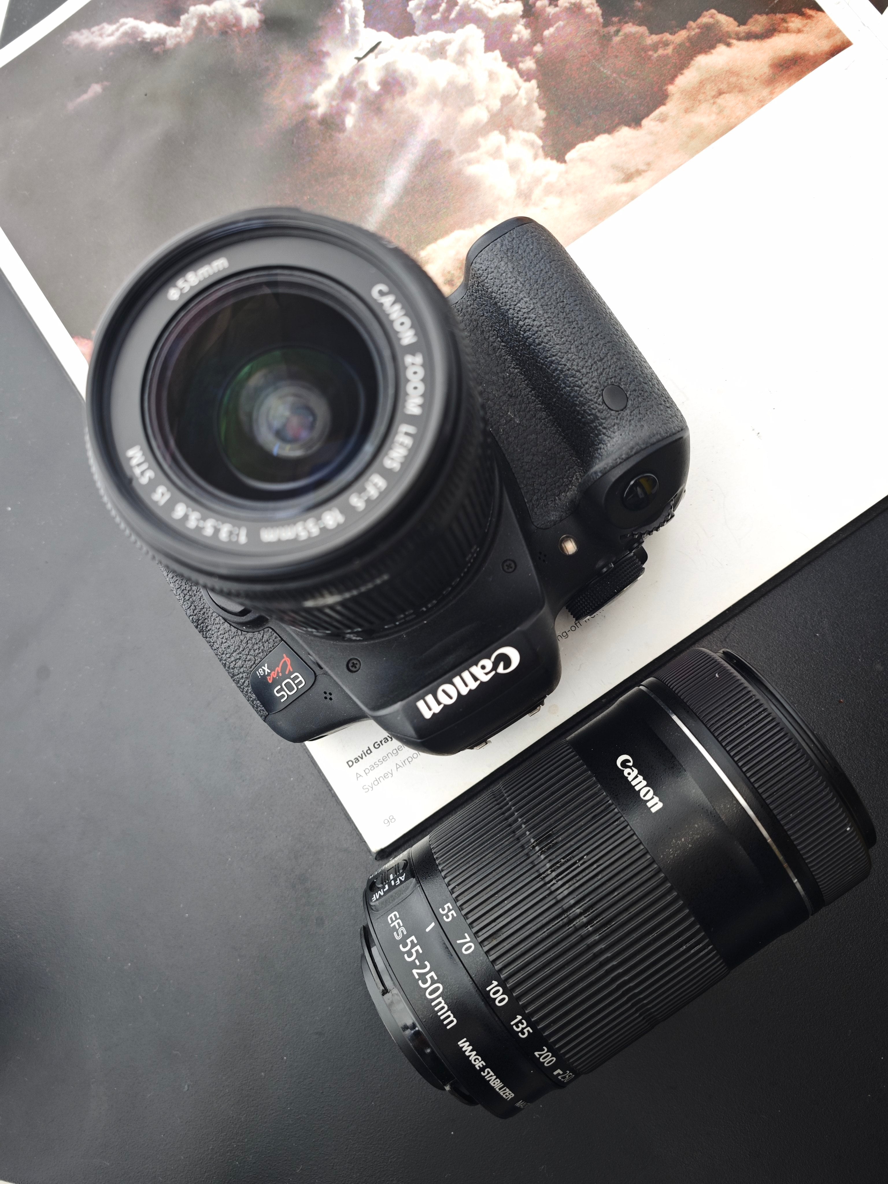 READ* Used Canon EOS Kiss X8i with Double Zoom Kit Digital
