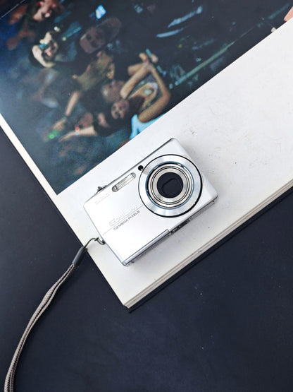 Used Casio EXILIM EX-Z700 Digital Camera