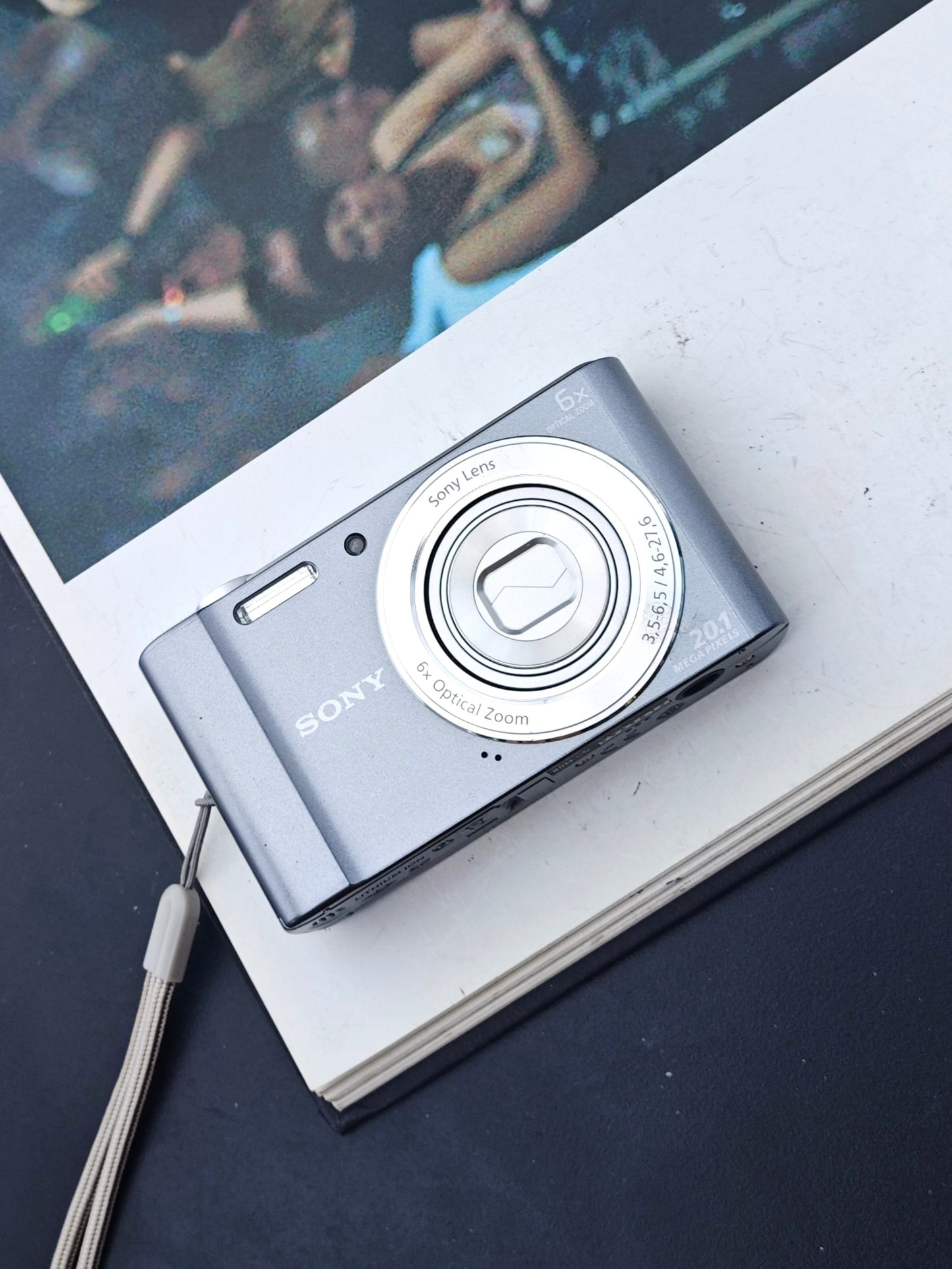 Used Sony Cyber Shot DSC-W810 Digital Camera [JPN only, No charger]