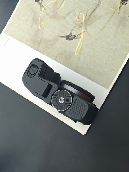 Used Canon EOS R8 body with box