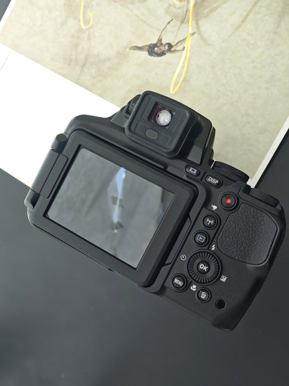 Used Nikon Coolpix P900 Digital Camera #20040734