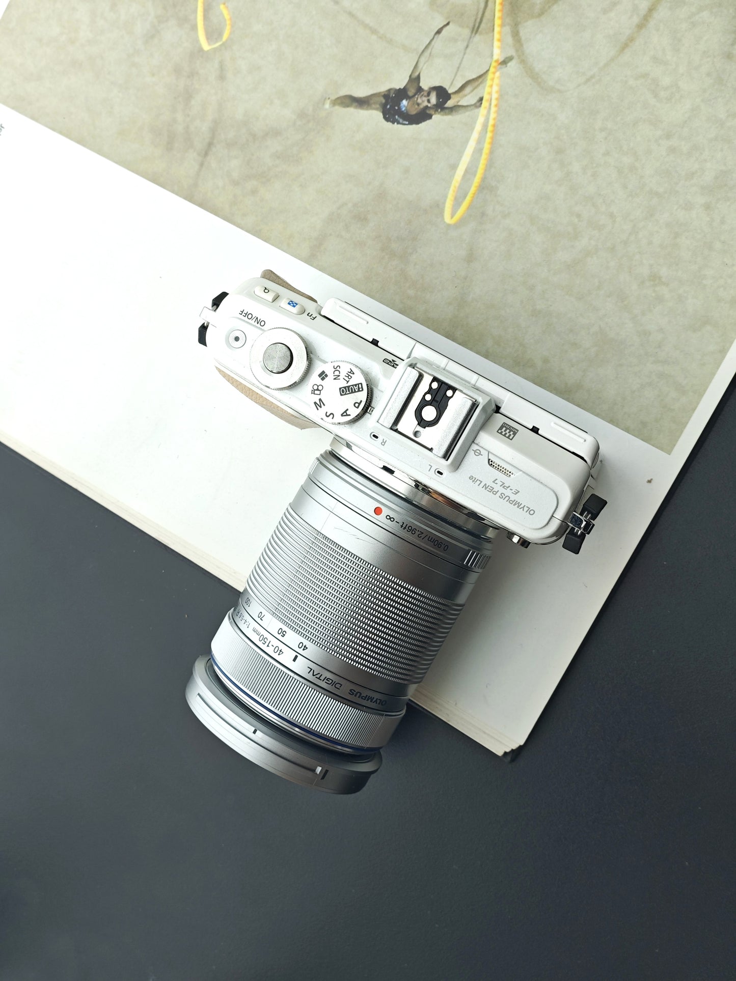 Used Olympus PEN Lite E-PL7 with 40-150mm F4-5.6 R ED MSC Digital Camera