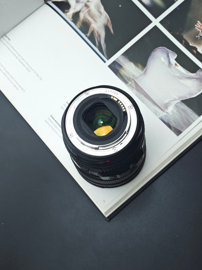 Canon Zoom Lens EF 24-105mm F4 L IS USM #992417