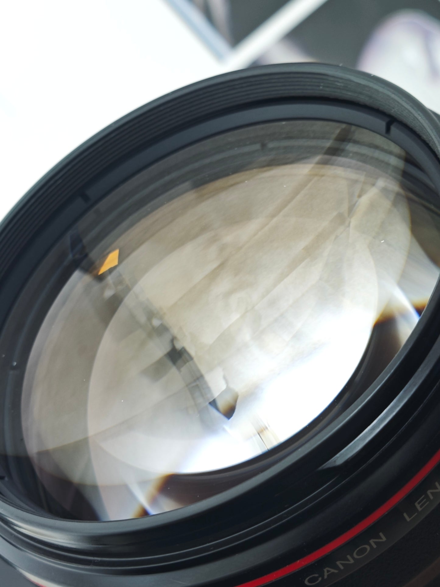 Canon Lens EF 135mm F2 L USM