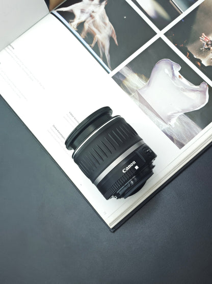 Canon Zoom Lens EF-S 18-55mm F3.5-5.6 USM