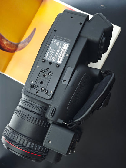 Used Canon XF305 Professional Camcorder