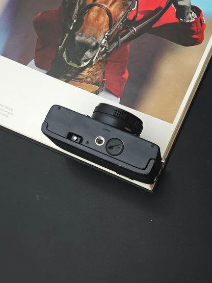 Konica C35 Flashmatic black