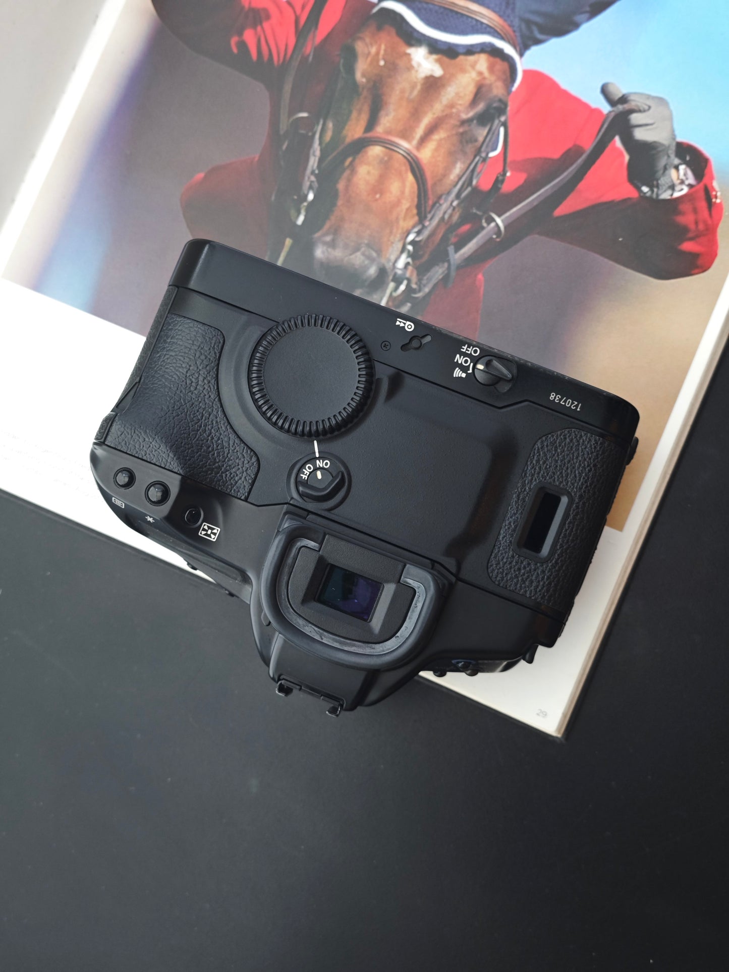 Canon EOS-1V HS body