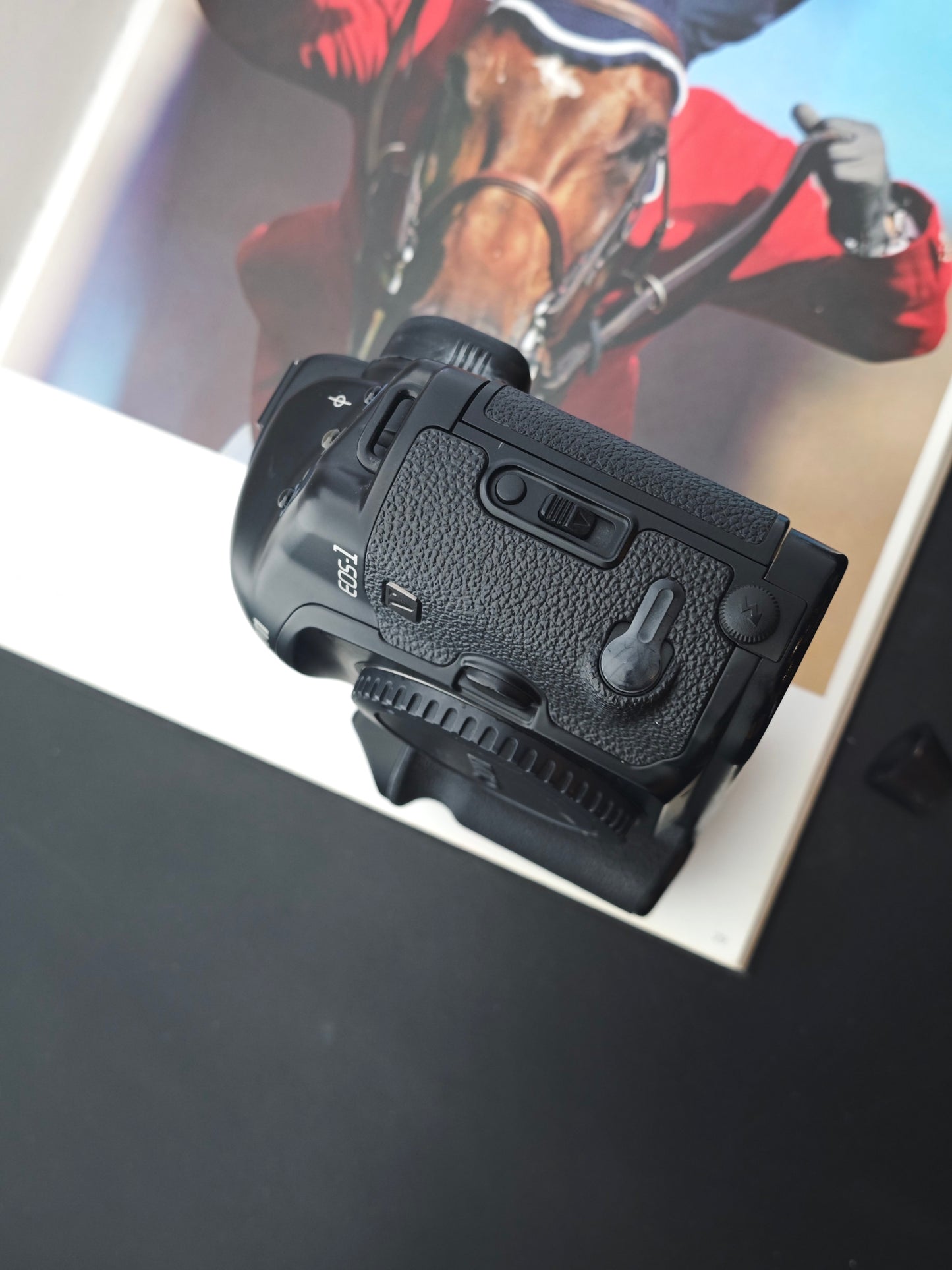Canon EOS-1V HS body