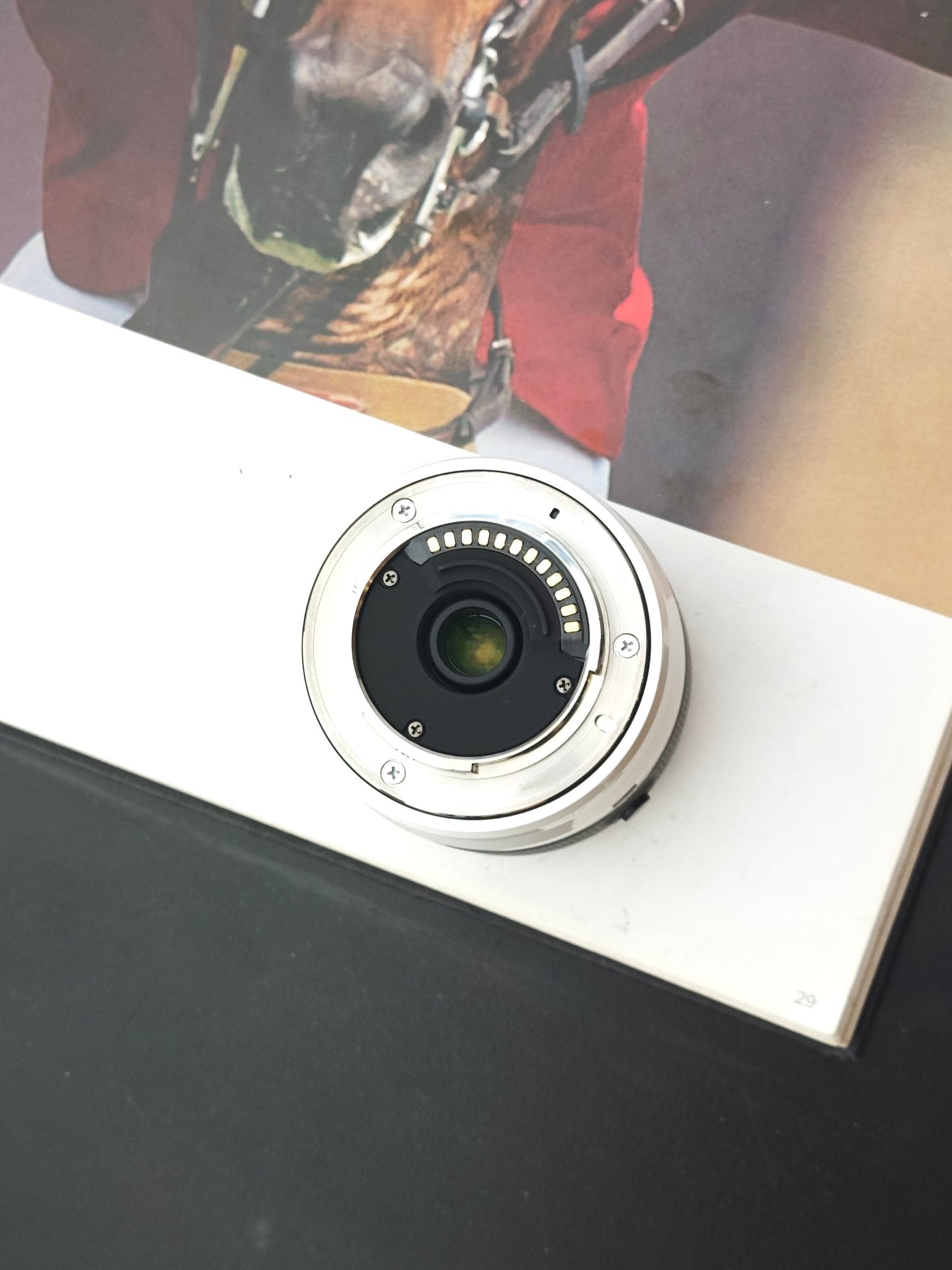 Used Nikon 1 J1 white with 10-30mm F3.5-5.6, 30-110mm F3.8-5.6