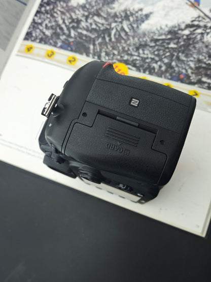 Used Nikon D7200 Digital Camera [No charger]