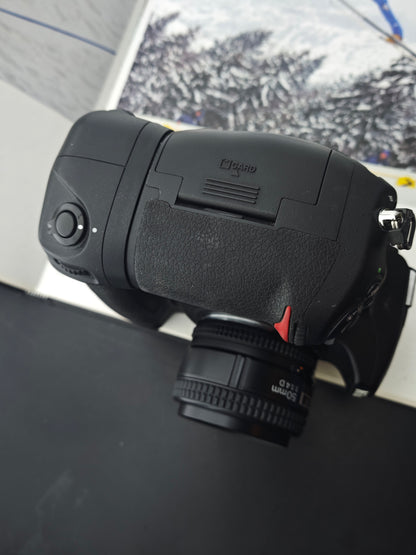 Used Nikon D300s with AF Nikkor 50mm F1.4 D [No charger]