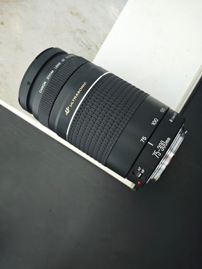 Canon Zoom Lens EF 75-300mm F4-5.6 III USM