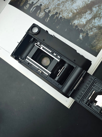 Konica Hexar AF