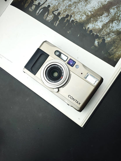 Contax TVS with Data Back