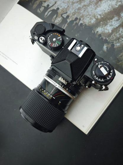 Nikon FE with Nikkor-Zoom 43-86mm F3.5 Ai
