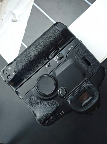 Canon EOS-1V body #131101