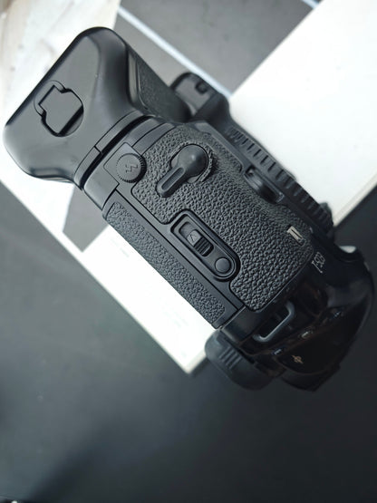 Canon EOS-1V body #131101