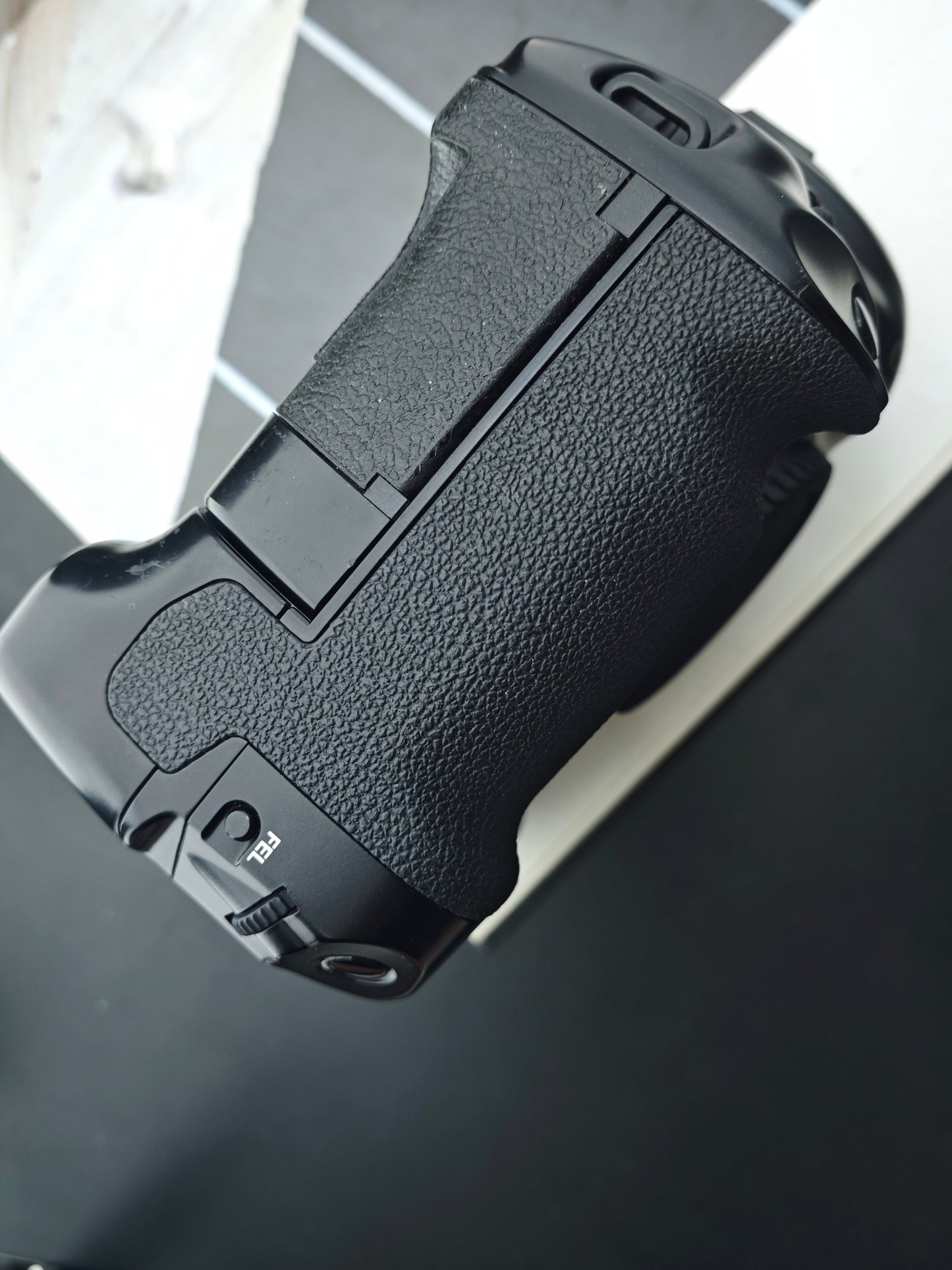 Canon EOS-1V body #131101
