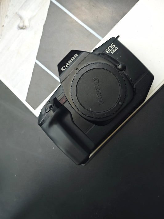 Canon EOS 650 body