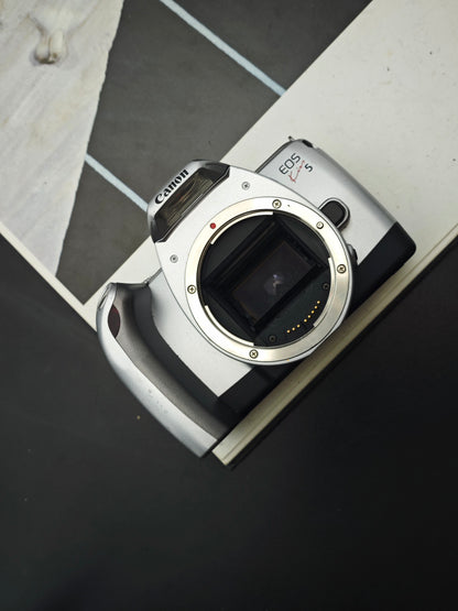 Canon EOS Kiss 5 body #83003558