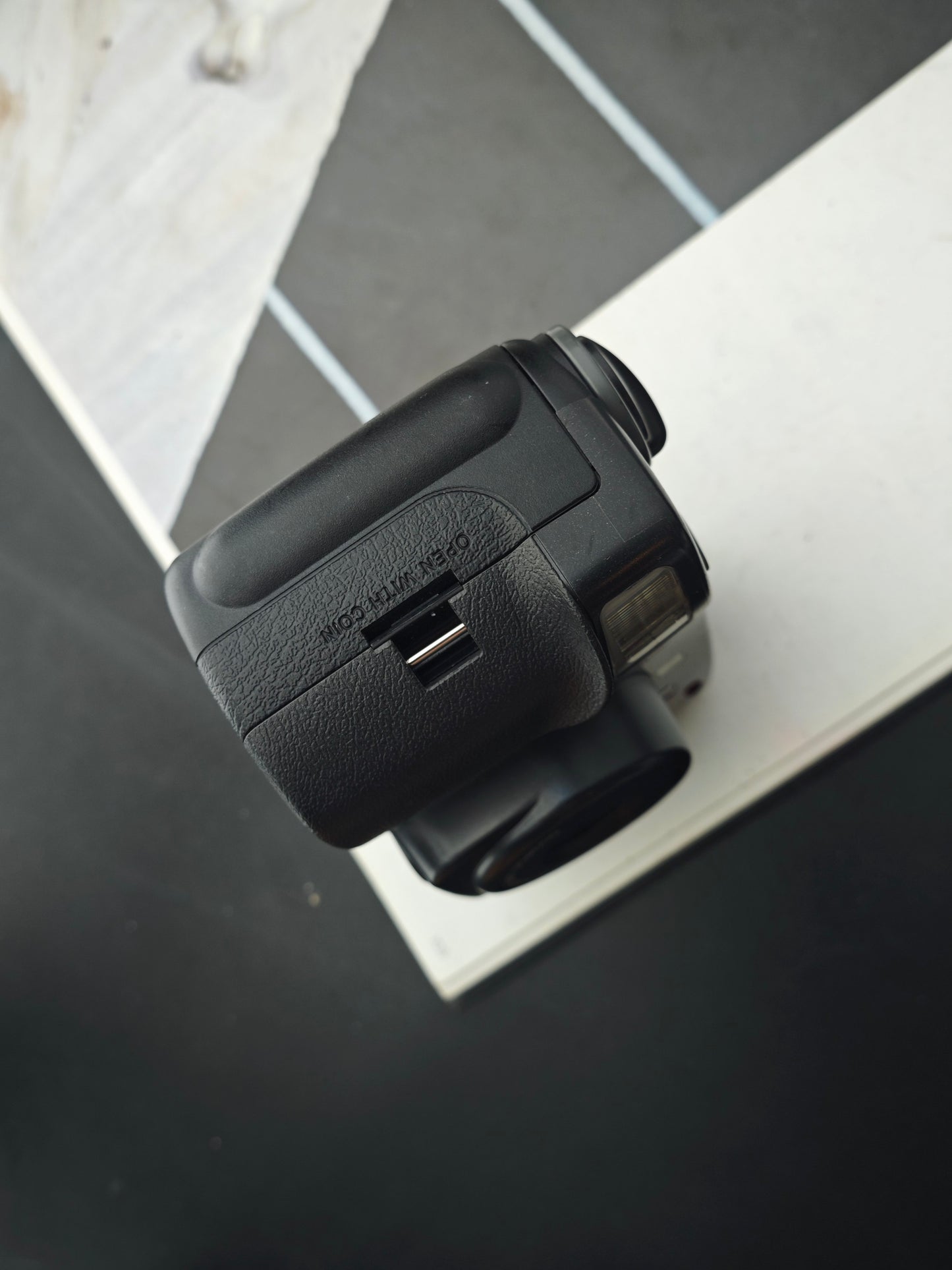 Olympus AZ-2000 panorama zoom