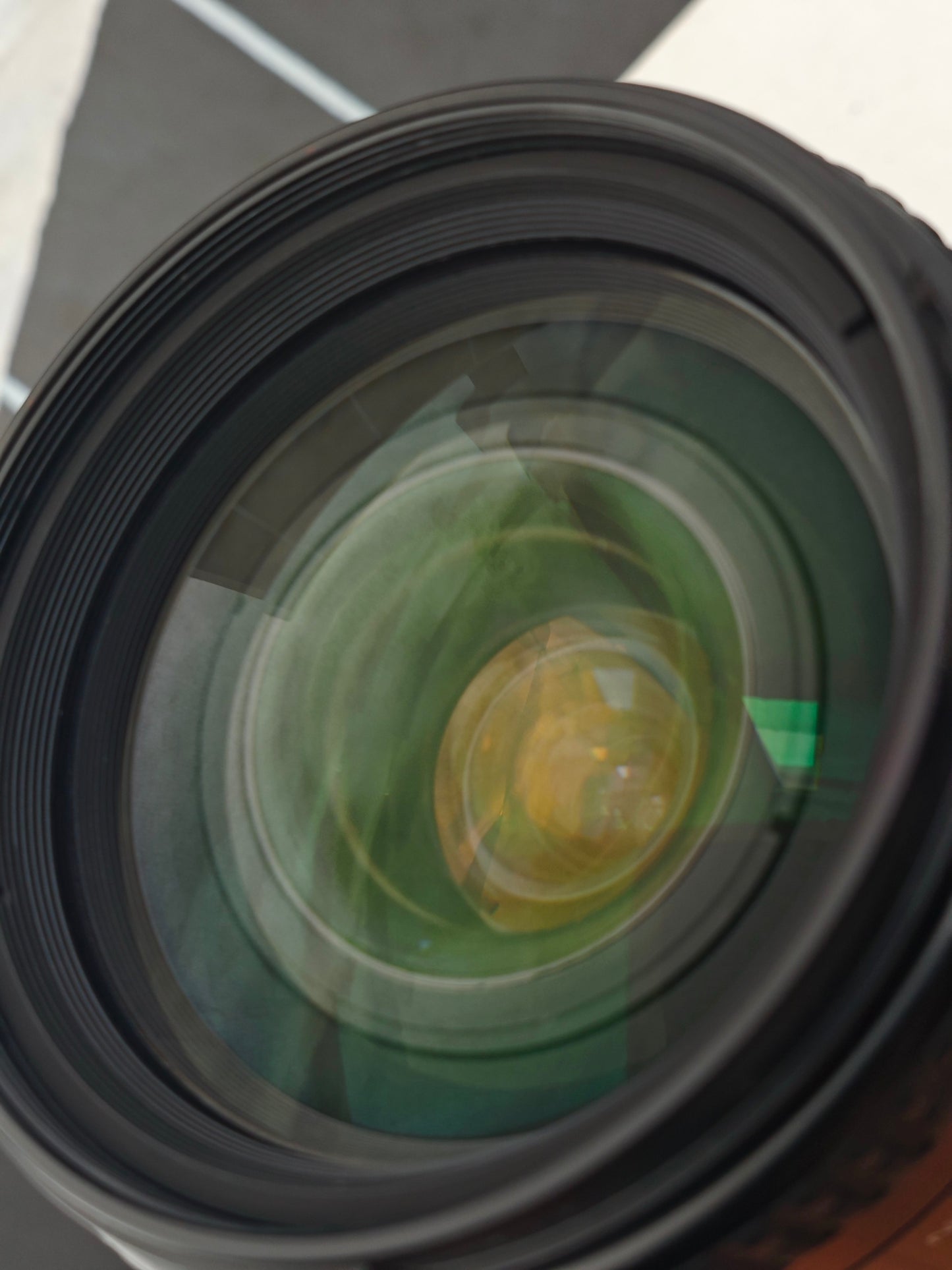 Nikon AF NIKKOR 28-105mm F3.5-4.5 D