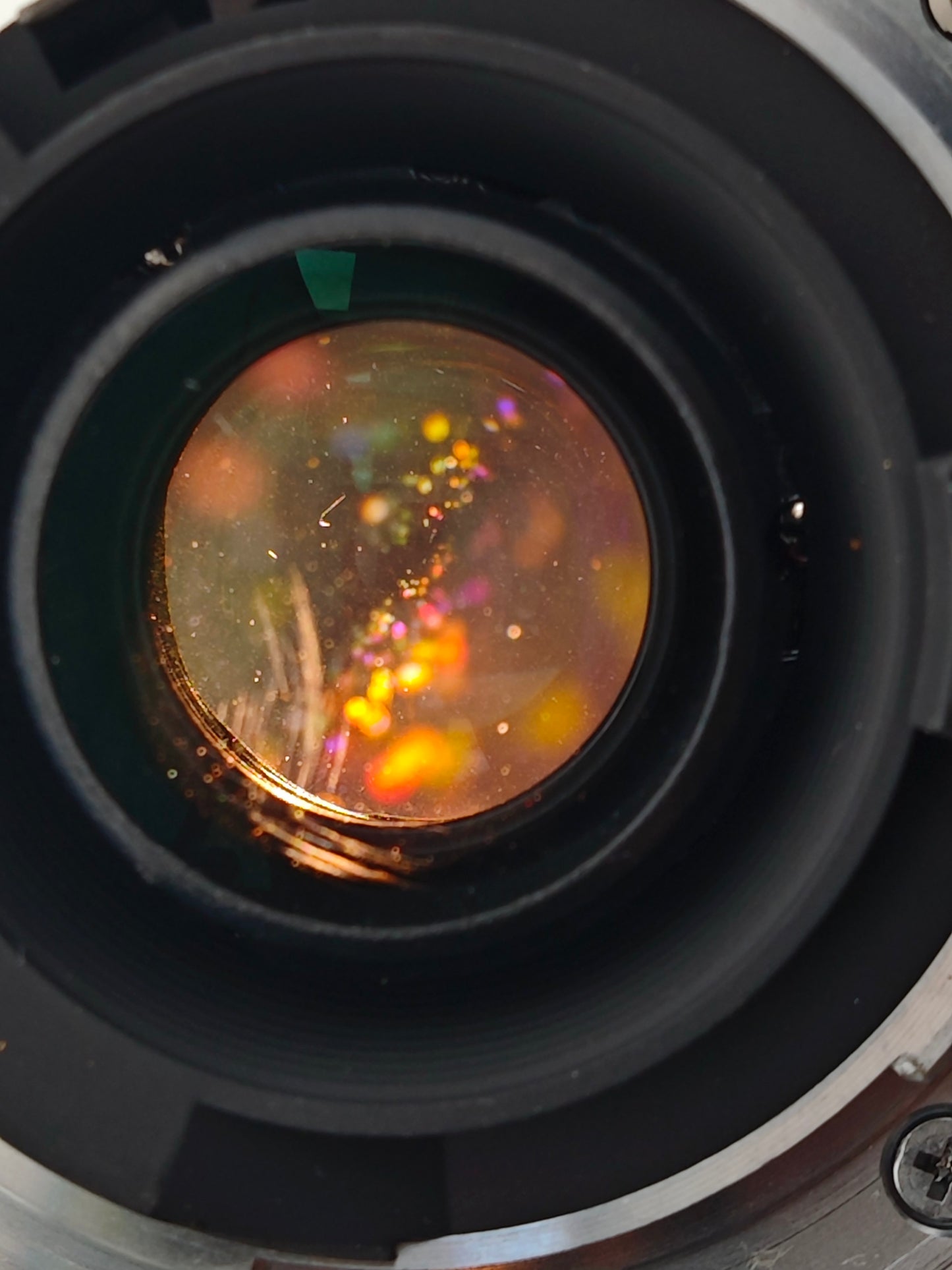 Nikon AF NIKKOR 28-105mm F3.5-4.5 D