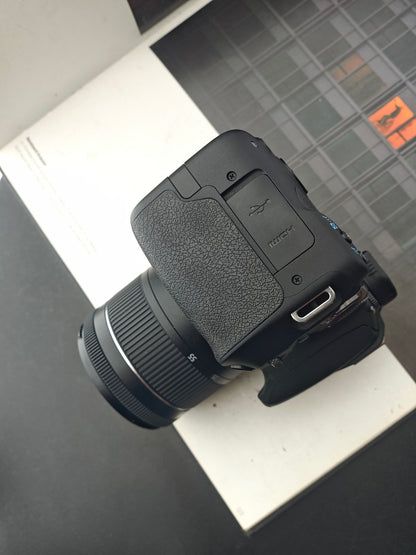 Used Canon EOS Kiss X9 with Double Zoom Kit Digital Camera