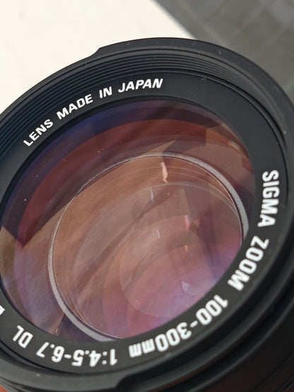 Sigma Zoom 28-80mm F3.5-5.6 II Marco and Sigma Zoom 100-300 F4.5-6.7 DL [F mount]