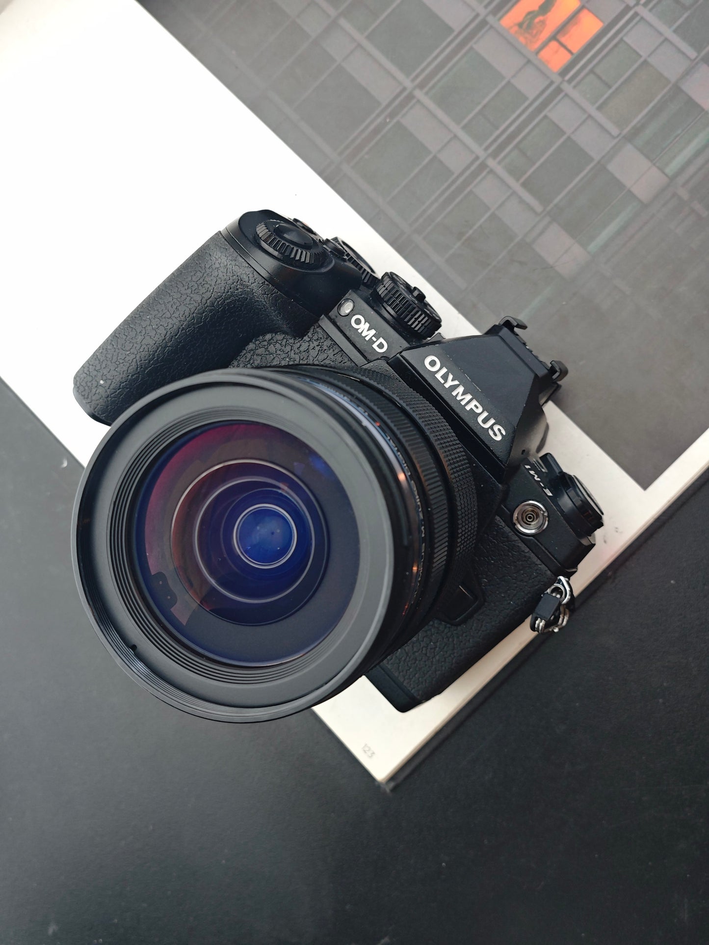 Olympus OM-D E-M1 with M.Zuiko Digital 12-40mm F2.8 [No charger]