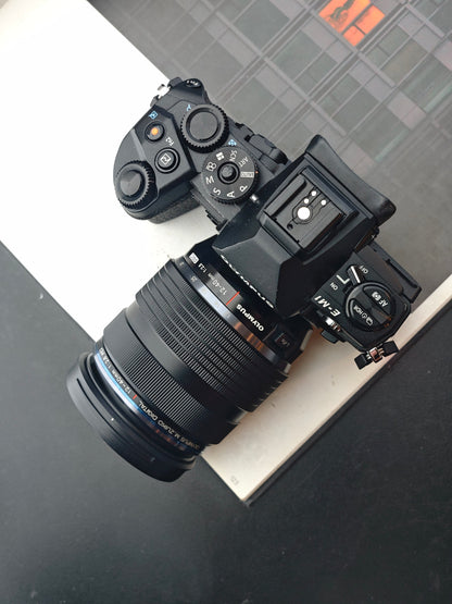 Olympus OM-D E-M1 with M.Zuiko Digital 12-40mm F2.8 [No charger]