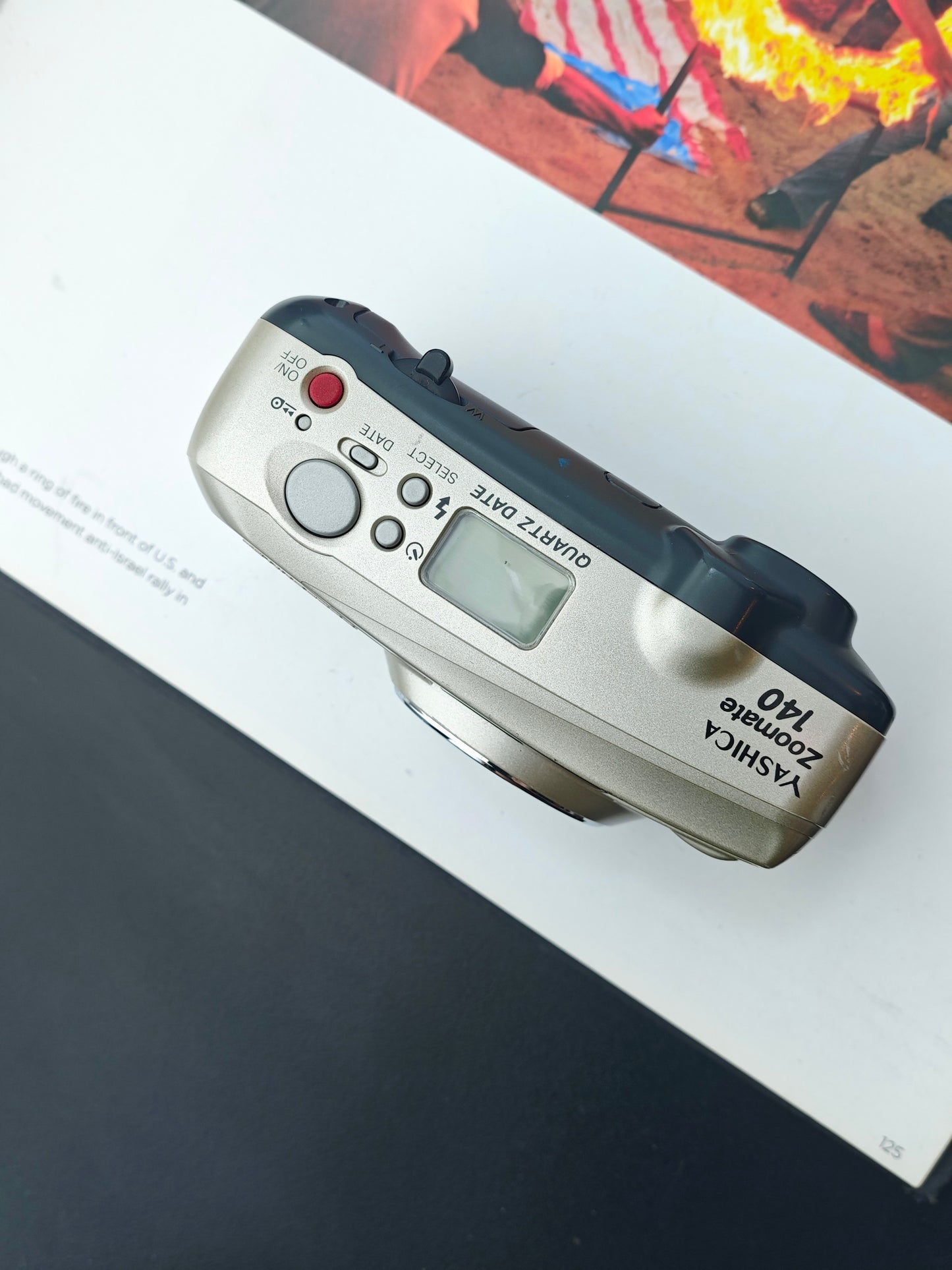 Kyocera Yashica Zoomate 140