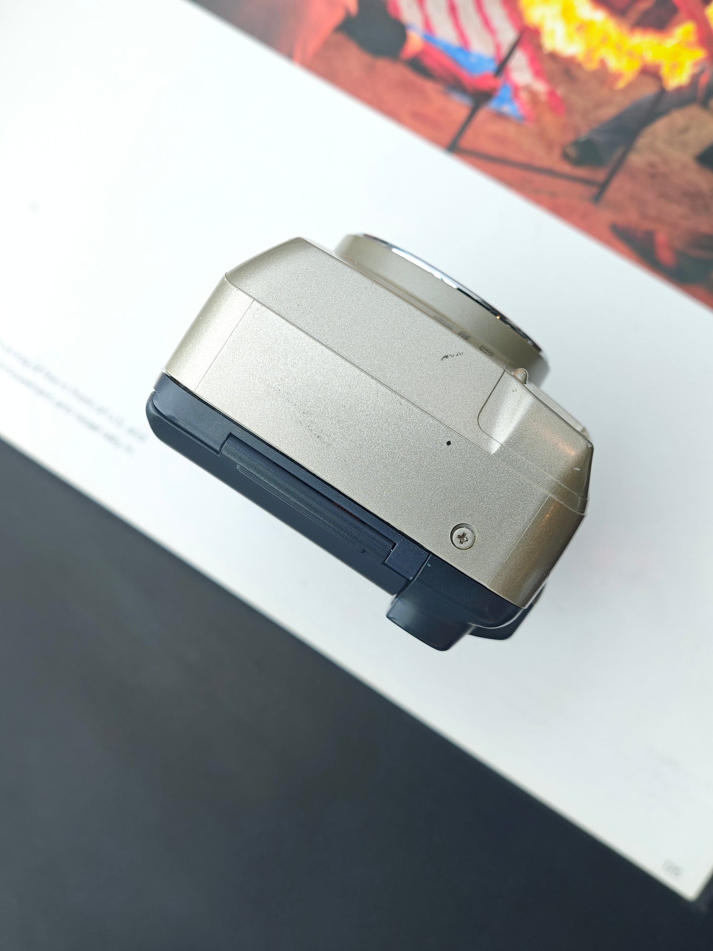 Kyocera Yashica Zoomate 140