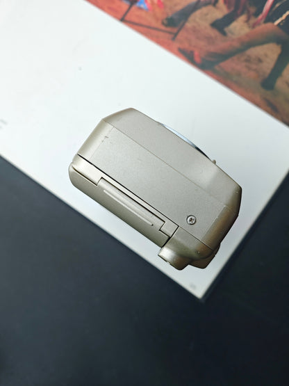 Kyocera Yashica Zoomate 105SE