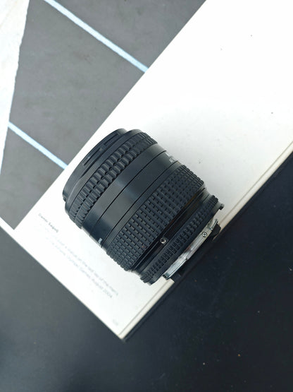 Nikon AF Nikkor 28-70mm F3.5-4.5 D #3100720
