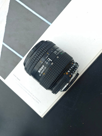 Nikon AF Nikkor 28-70mm F3.5-4.5 D #3100720