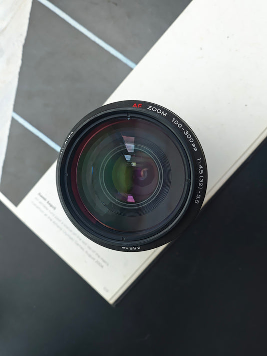 Minolta AF Zoom 100-300mm F4.5-5.6 [A mount]