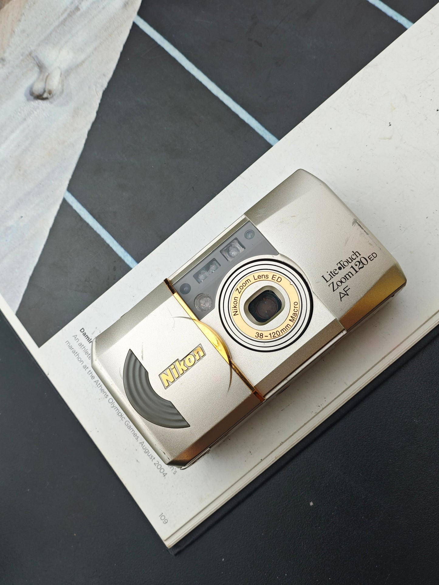 Nikon Lite Touch Zoom 120 ED AF